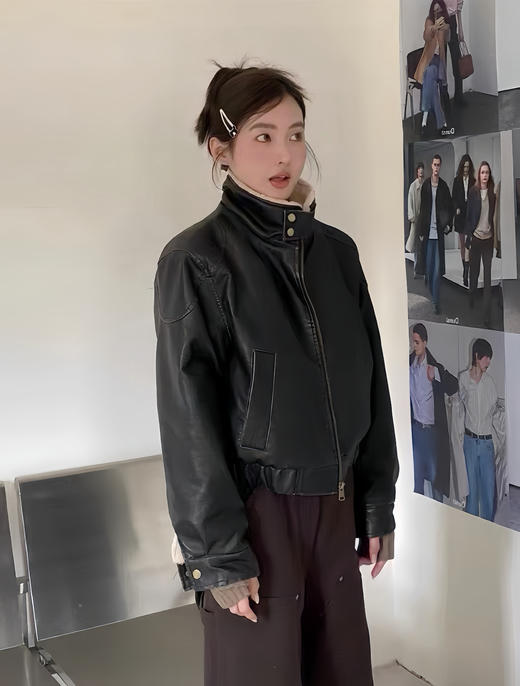 天猫同步【高奢/仿貂毛】拉夏贝尔/La Chapelle立领内里加绒PU夹克女保暖机车风时髦皮衣外套 商品图7