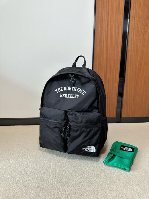 直发 开学季刚需,北家 儿童拼色轻便双肩包，随包赠送露营垫 商品图6