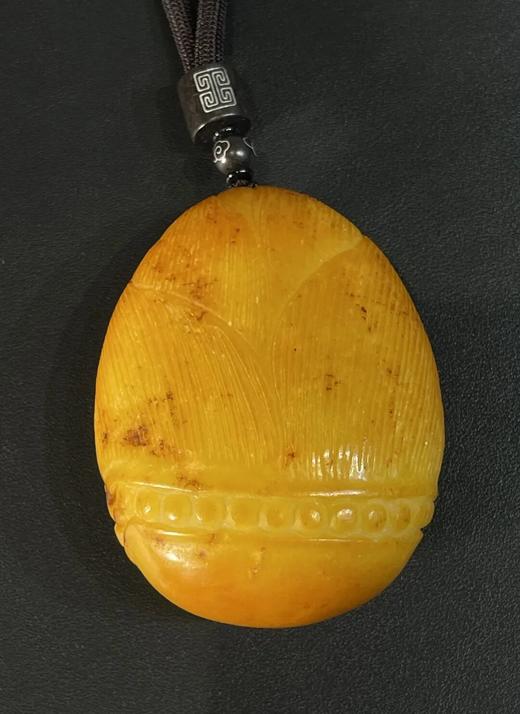 籽料金沁白玉原石竹笋形把玩件，顺丰包邮 商品图8