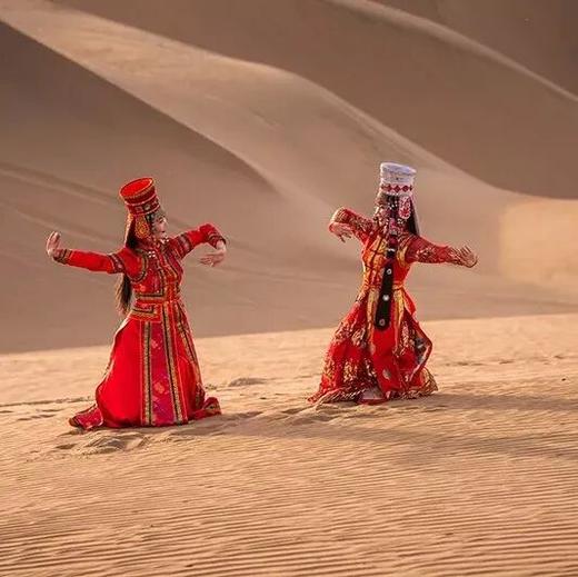 【王炸升级】从沙漠莲花酒店vip畅玩，到乌兰哈达火山“星际穿越”，一趟旅程跨越三种地貌的视觉盛宴！ 商品图2