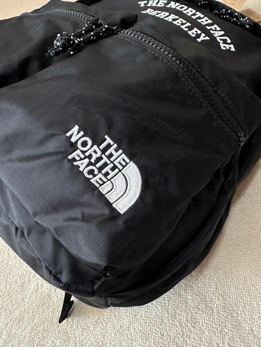 直发 开学季刚需,北家 儿童拼色轻便双肩包，随包赠送露营垫 商品图5