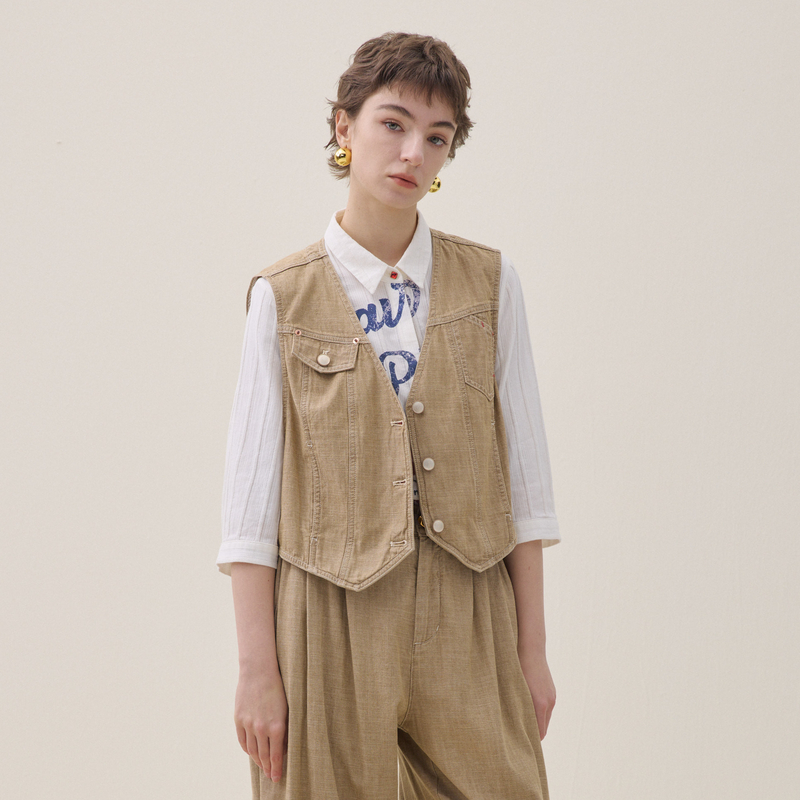 谜底牛仔马甲2026夏新品气质百搭复古洗水造型感马夹女262MM0604