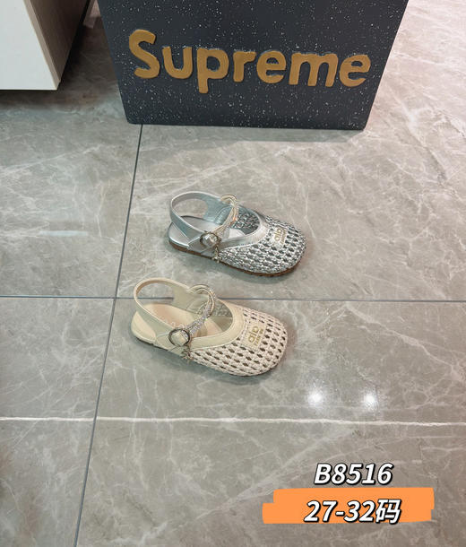 新款方口半凉鞋8516  27-32码 商品图0