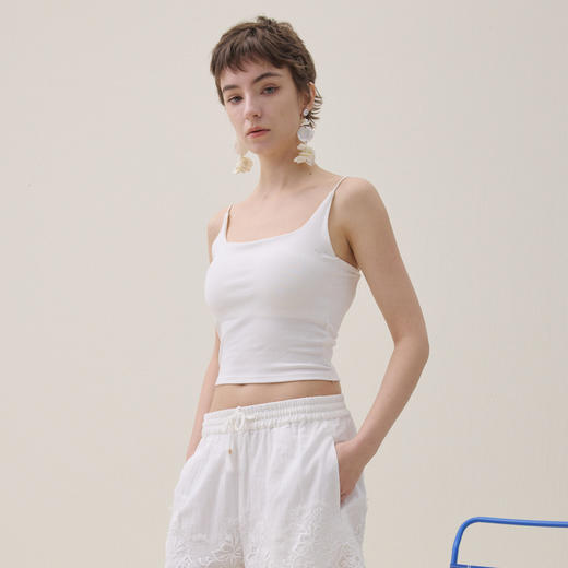 谜底吊带背心2026夏新品百搭U领短款修身亲肤内搭上衣女262MN0680 商品图1