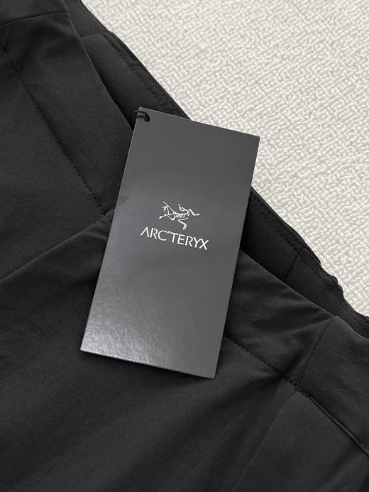 点此购买 始祖鸟Gamma Pant春秋季女士黑色软壳长裤 37 341697 商品图12