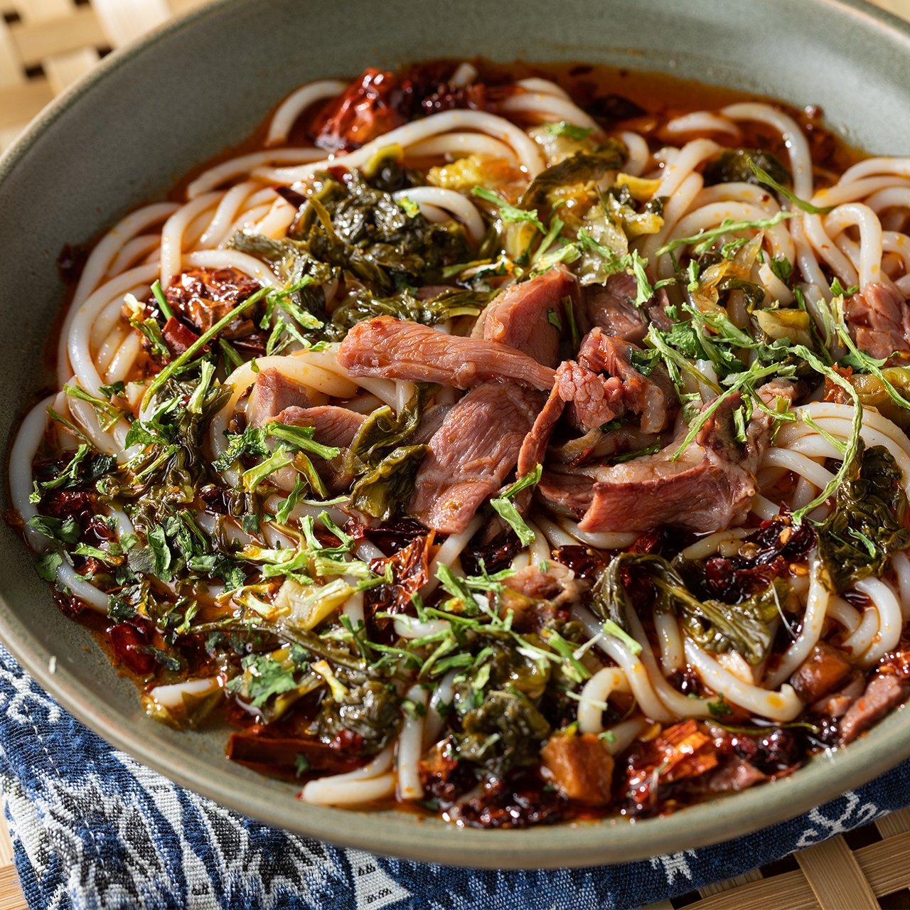 贵州羊肉粉/牛肉粉|正宗贵州风味，汤浓味美、米粉爽滑，一口鲜爽辣！