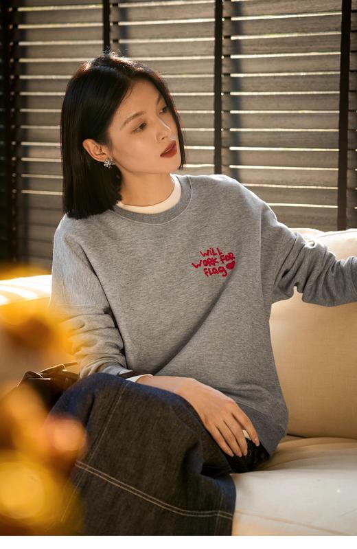 三层空气层透气云感字母刺绣卫衣 商品图9