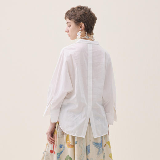 谜底白衬衣中袖2026年夏季新品翻领刺绣清新通勤衬衫女262MC0607 商品图2