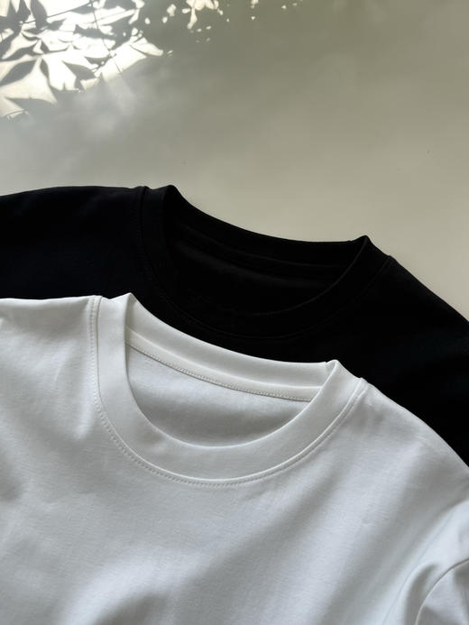 【秒杀价已调 直接拍】​小禾 极简风男女同款 宽松圆领100%精梭丝柔绵 长袖 T恤 商品图14