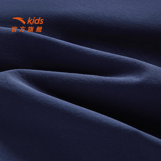 安踏儿童男小童运动长裤2026年夏季上新款亲肤透气儿童休闲卫裤潮352629501 商品图3