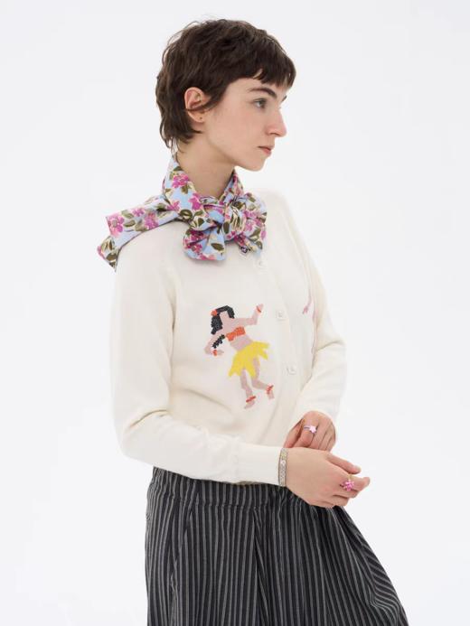 local tag/lt26ssk15/跳舞的女孩 轻薄毛衣开衫 商品图0