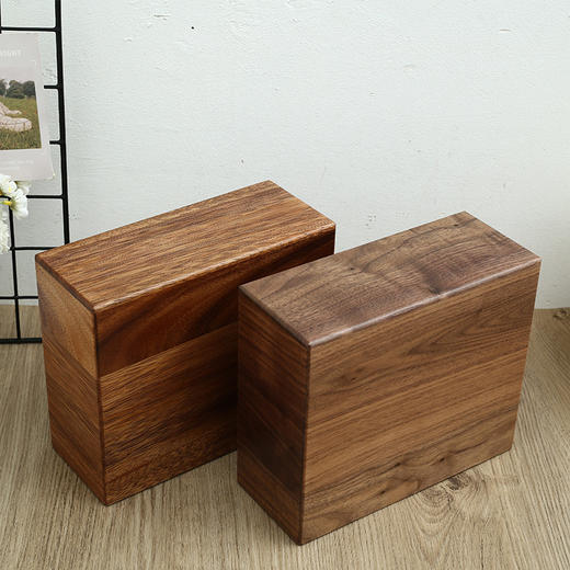 黑胡桃木质骨灰盒殡葬用品火葬盒骨灰盒中式骨灰盒殡葬盒殡仪用品 商品图1