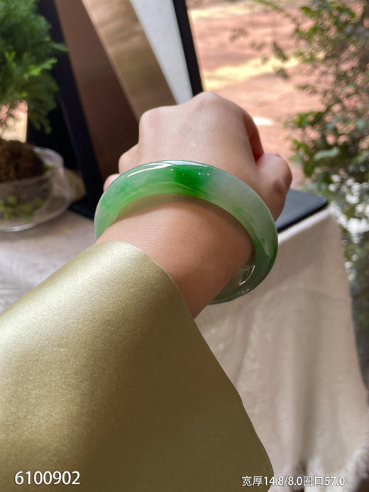 6100902，手镯，圈口57.0。具体价格微信咨询 商品图1