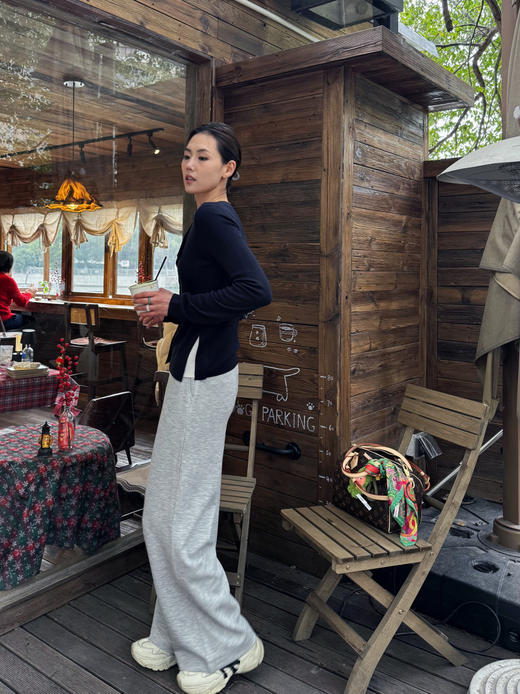 【纸片人】噢蜜ooomeooo假两件精纺毛衣开衫 商品图3