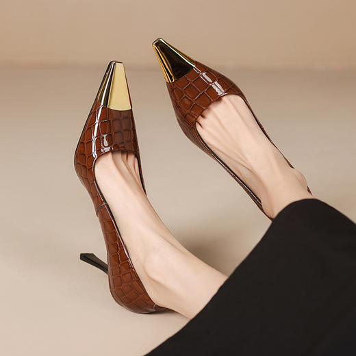 【预售7天】防踢金属头漆皮高级感轻奢细跟高跟鞋FDJ&YC-381 商品图1