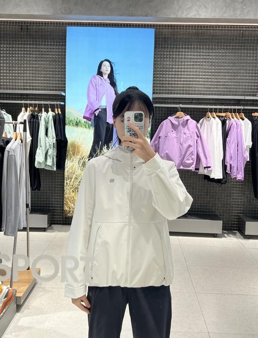 一店k （一批小整单！）诗诗代盐同款！26早春心动户外单品！70D GORE-TEX 2L面料！无束缚上身太舒服啦！宽松不臃肿包容性绝了！小个子穿显精神！微胖穿藏肉肉！女士微拉绒连帽防风夹克外套！ 商品图9