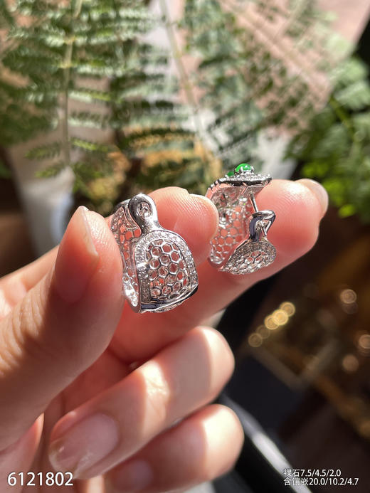 6121802，福豆耳坠。具体价格微信咨询 商品图5