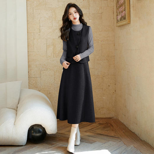 时尚套装春季新款简约气质马甲打底衫半裙三件套裙 MJ2611 商品图3