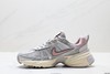 耐克NIKE V2K RUN跑步鞋复古风潮 网面透气运动鞋 商品缩略图5