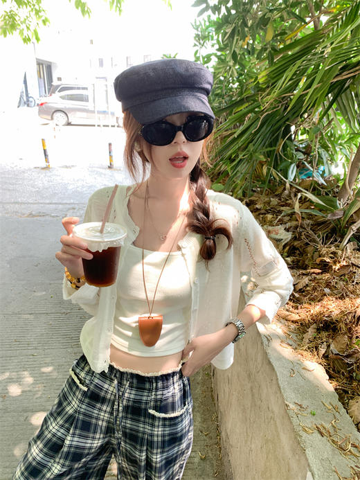 <曾小咸推荐>韩系百搭镂空防晒短款针织开衫 商品图2