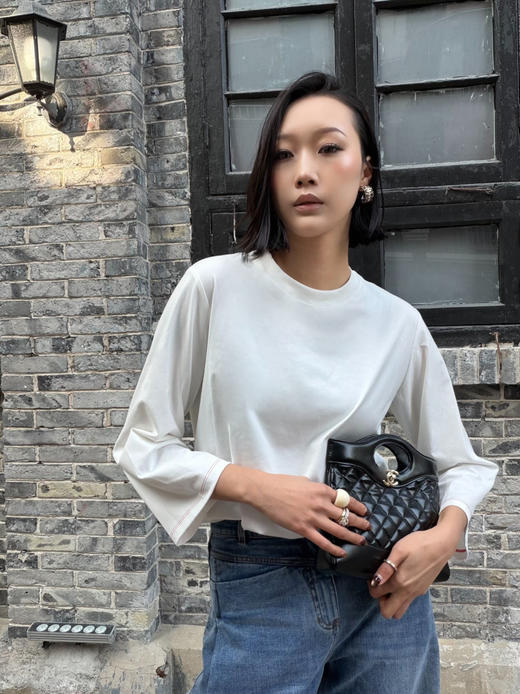 【穿不腻的白月光】噢蜜ooomeooo持久如新下摆开衩T“限时赠送真丝丝巾” 商品图11