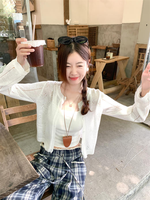 <曾小咸推荐>韩系百搭镂空防晒短款针织开衫 商品图5