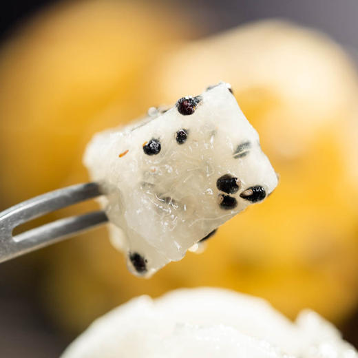 【排单发货】燕窝果丨又名麒麟果，也叫黄龙果、吉祥果。属典型的热带植物，果肉呈透明，汁丰润喉，果肉结构呈细丝状，滑如燕窝，味清甜、甜度皆在18度以上，富含维C、花青素等。顺丰快递 商品图7