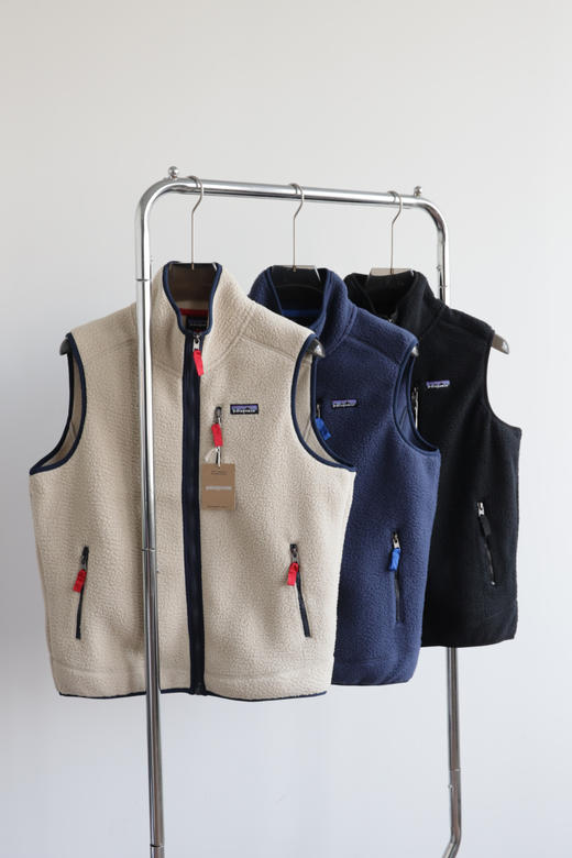 8塔 Pi1e 系列 立领 羊羔绒 抓绒马甲背心。 BX078 商品图3