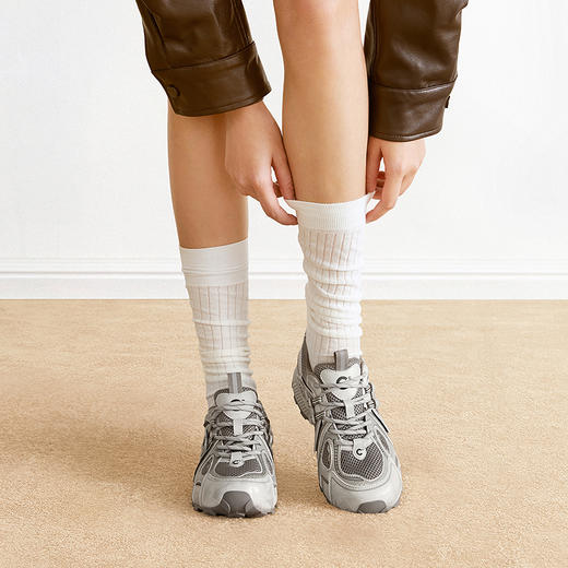 千百度厚底老爹鞋女2026春季新款防撞圆头网面增高透气运动休闲鞋A26107702 商品图2