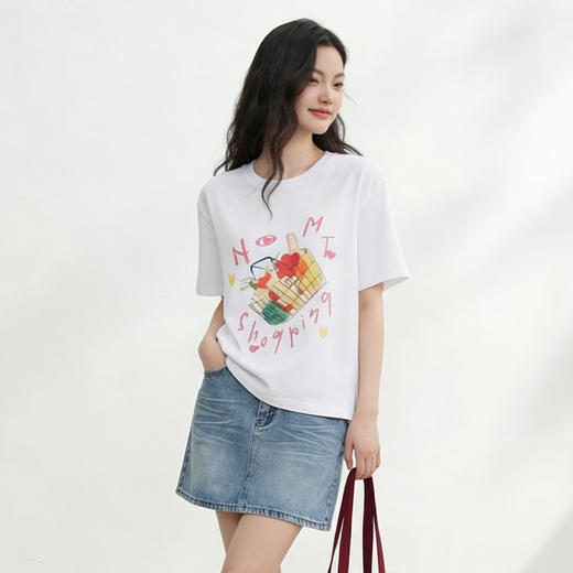 西遇白色短袖T恤女2026年春季新款休闲圆领半袖印花宽松上衣E0060174 商品图2