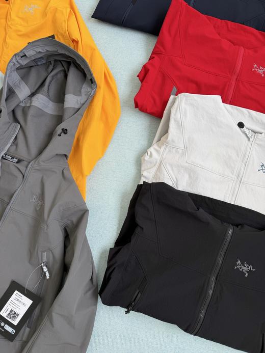 点此购买 始祖鸟gamma hoody春秋季不加绒软壳男女情侣款冲锋衣 ggd 341725 商品图5