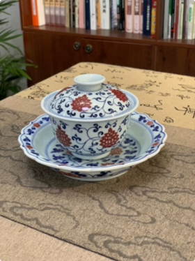 柴窑青花釉里红缠枝莲盖碗