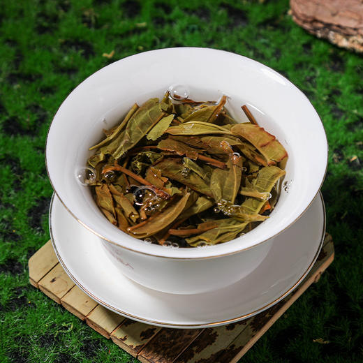 【预售8折，买7送1】2026《刮风寨》古树春茶 357克*1饼 生茶 商品图3