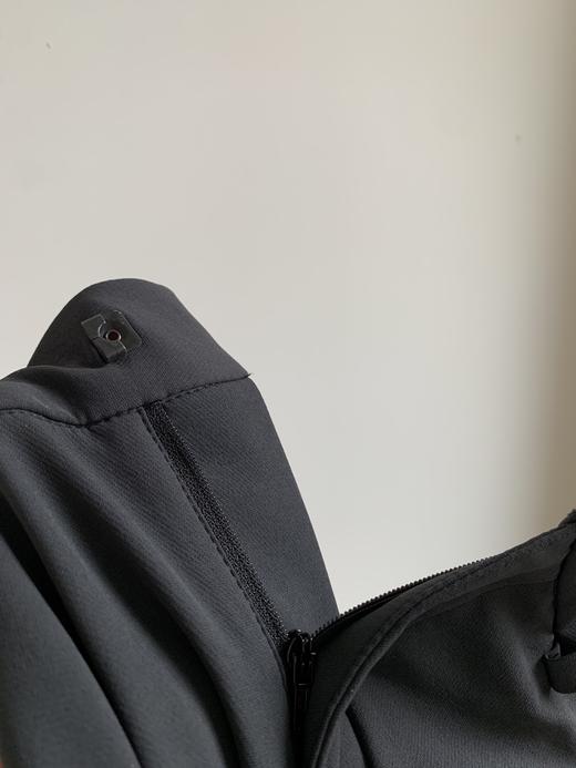 点此购买 可隆春季男士舒乐防泼水长裤 bk 341625 商品图7