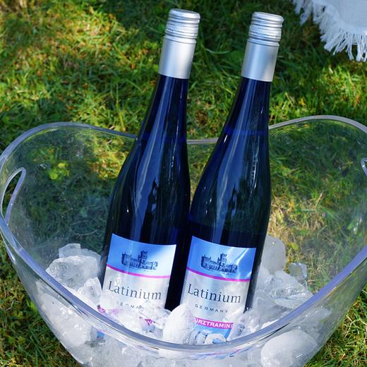 疯抢中！！【德国原瓶进口】Latinium琼瑶浆白葡萄酒 半甜型10.5vol 750ml/瓶 送手提礼袋 商品图5