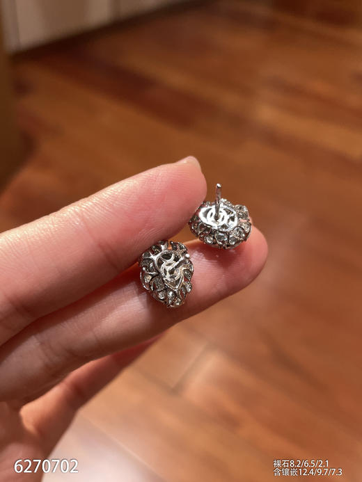 6270702，葫芦耳钉。具体价格微信咨询 商品图6