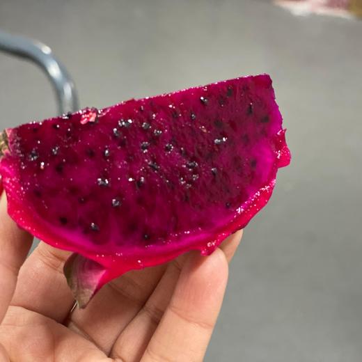 【蜜宝 中小果】自然树熟蜜宝， 入口清甜细腻，富含大量花青素，减脂达人的最爱！5个家庭分享装，性价比不错，江浙沪皖顺丰包邮~ 商品图0