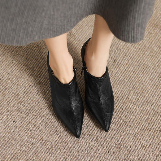 阿么手工女鞋尖头高级时尚上班鞋百搭不累脚简约春季女单鞋8.5CM 商品图3