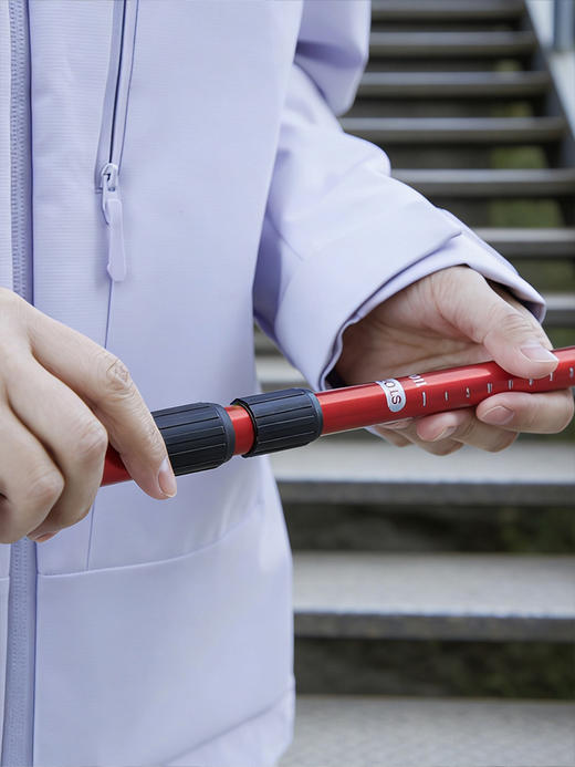 【铝碳羽毛球拍+铝合金登山杖】下班周末一起运动起来吧 物有所值~ 商品图6