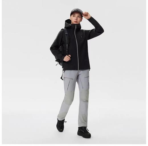 点此购买 可隆春秋季女士户外防风防泼水软壳外套 zc 341603 商品图6