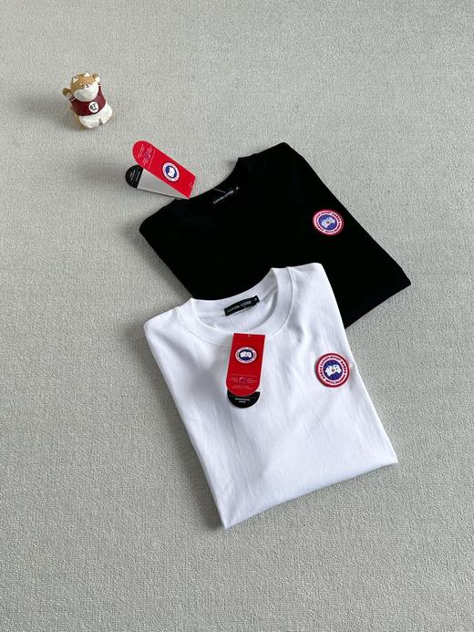 🇨🇦宽松落肩版型 ，经典不衰，240克亲肤棉混纺面料 商品图1