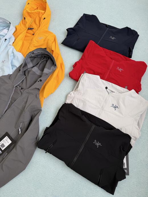 点此购买 始祖鸟gamma hoody春秋季不加绒软壳男女情侣款冲锋衣 ggd 341725 商品图6