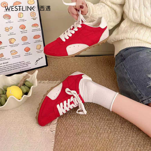 西遇德训鞋女2026新款春季超火阿甘女鞋运动赛车鞋百搭休闲板鞋P0066291 商品图1