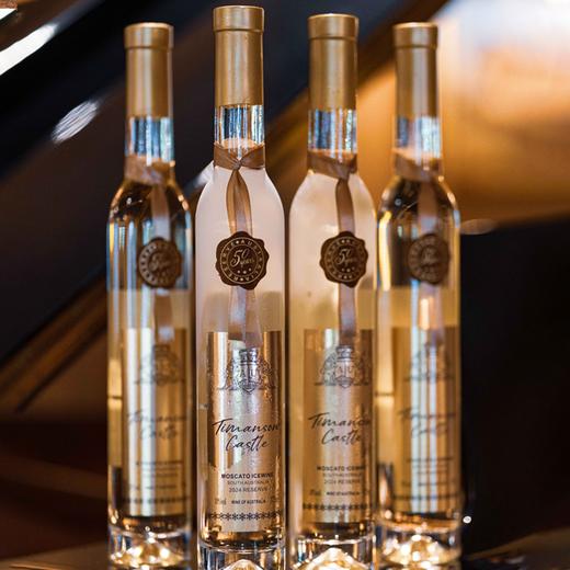 【赠电动开瓶器】南澳珍品TIMANSON CASTLE·帝曼森堡珍藏莫斯卡托冰白葡萄酒礼盒装 果香纯净香气鲜活 橡木桶发酵余韵悠长 商品图5