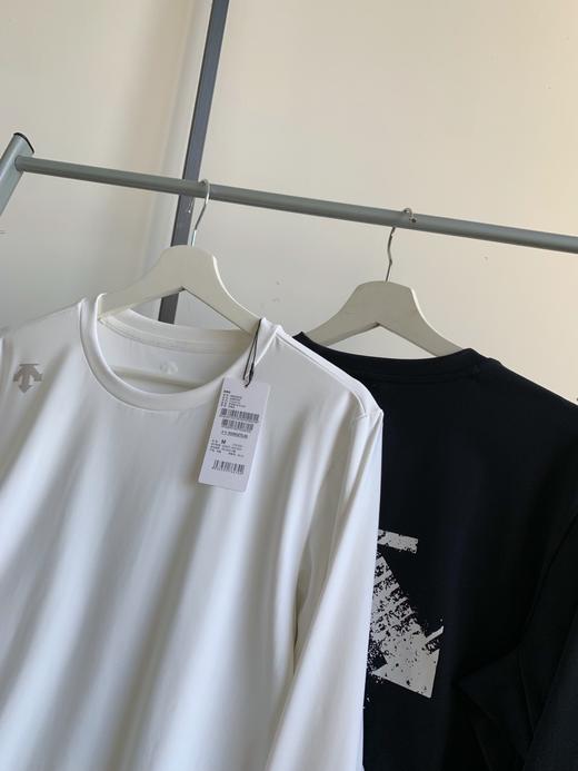 点此购买 迪桑特春秋季男士内搭长袖T恤 bk 341641 商品图5