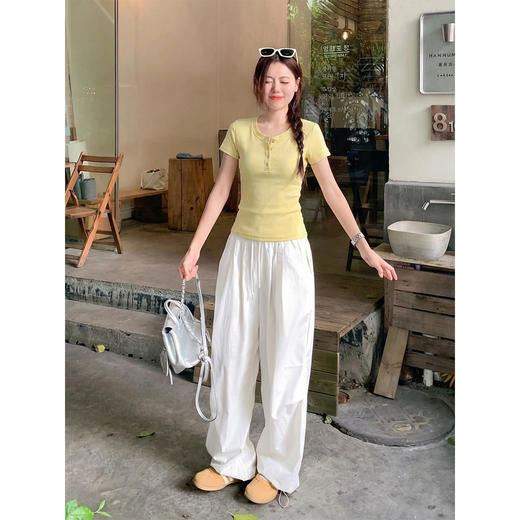 <曾小咸推荐>韩系亨利领刺绣修身短袖t恤女【预售款，预计3-15天！！】 商品图2