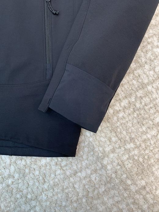 点此购买 始祖鸟JACKET LT春秋季男士软壳立领冲锋衣夹克 ye 341680 商品图14