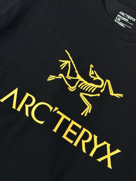 点此购买 始祖鸟Arc'word Logo春夏季男女款黑金字母印花圆领短袖T恤 ye 341645 商品图13