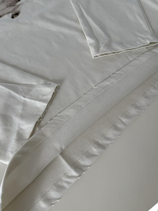 【秒杀价已调 直接拍】MC 小鹿手绘 印花 磨边长袖 T恤 商品图13