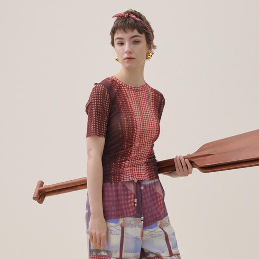 谜底复古红格打底衫T恤短袖2026年夏新品收褶弹力显瘦女262MT0601 商品图1